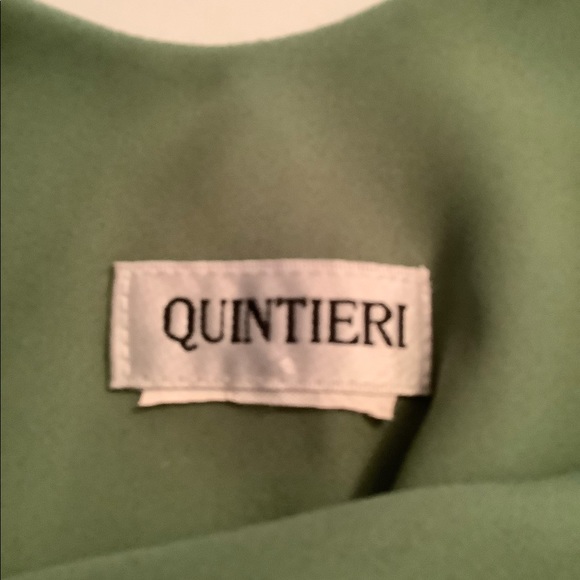 Women Short Green Dress With Matching Shawl. Size 4. - Picture 9 of 11